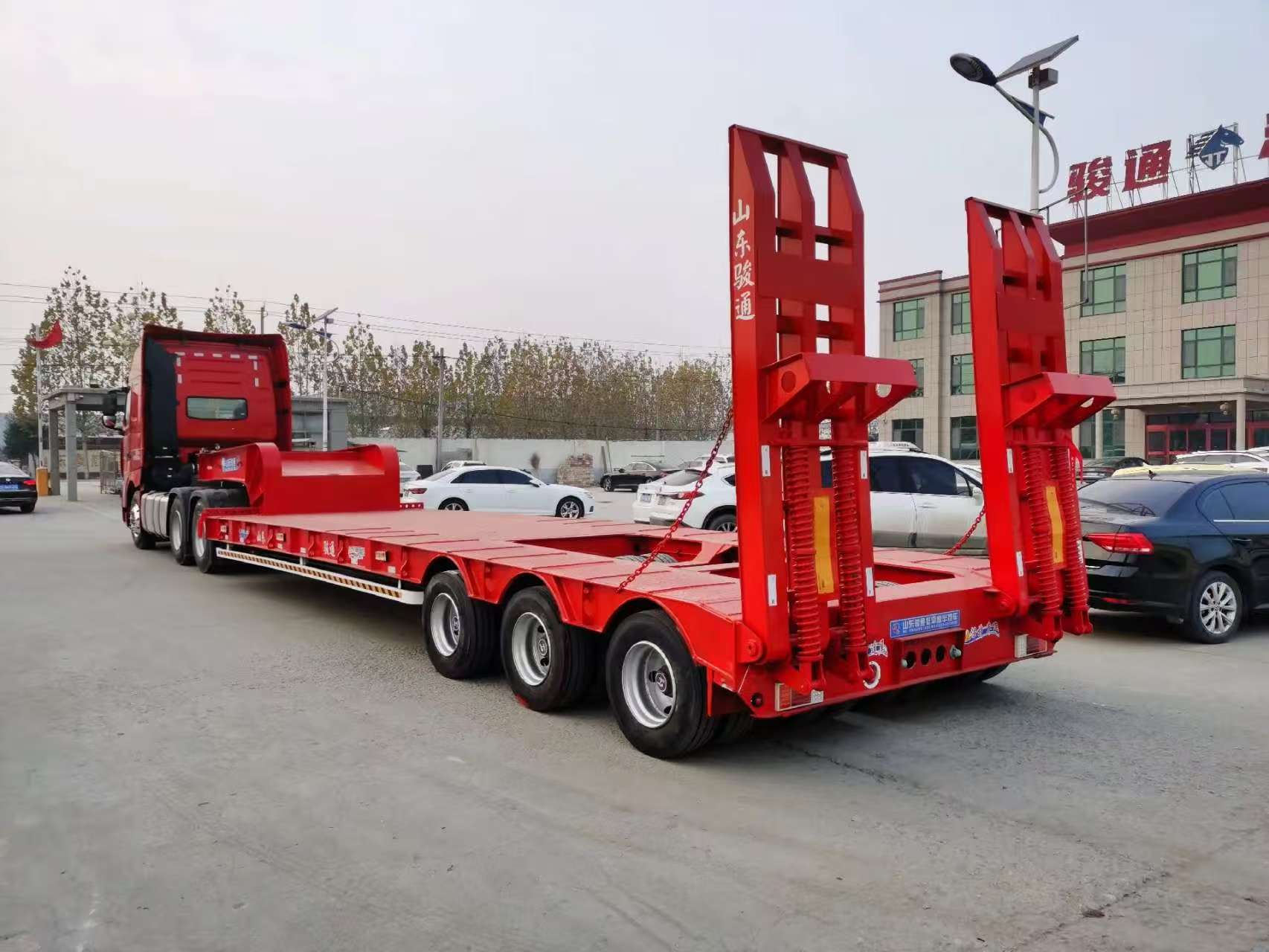 Side Tipper Semi-Trailer: Solve Africa’s Mining Haul Pain—Heavy Load, Rough Roads, Fast Unloading