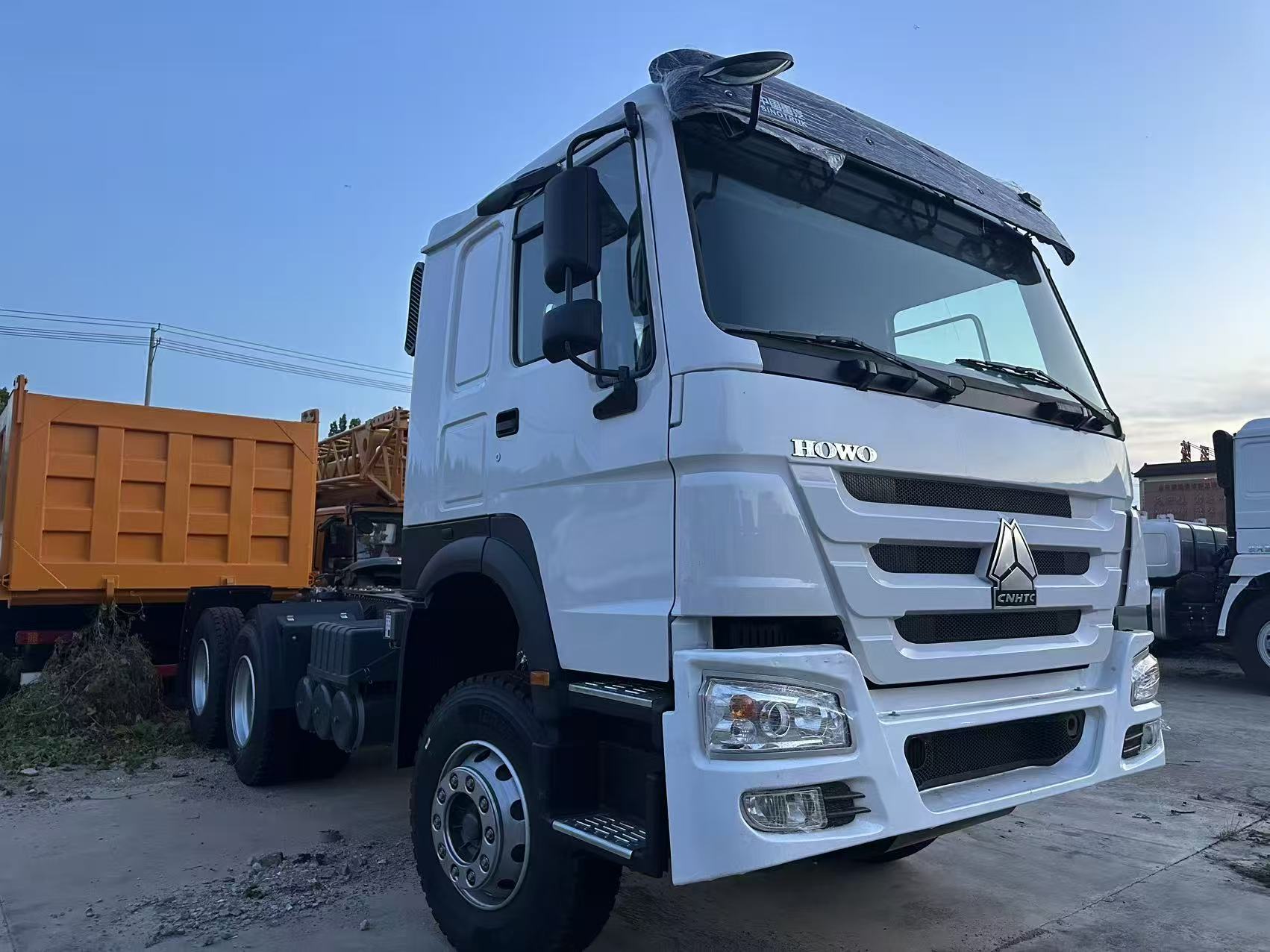  Right-hand drive options to match regional road standardsHualu Semi-Trailers – Max Load, Max Durability